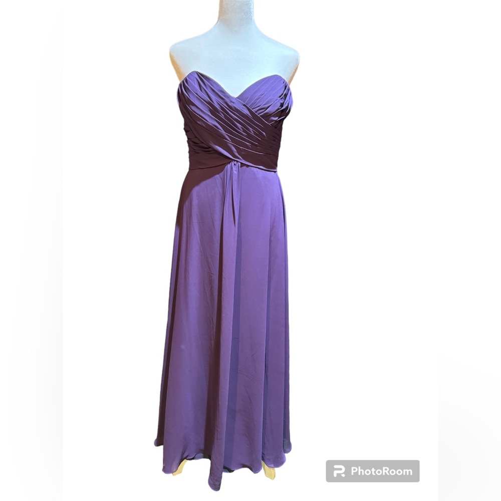 ALLURE BRIDALS Women’s Elegant Gown Color Purple Size 14